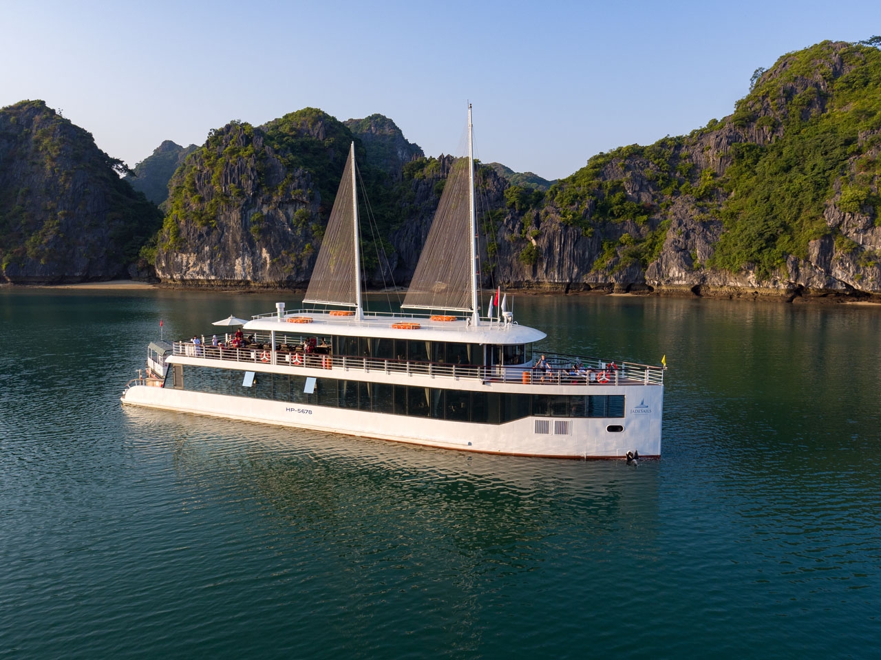 Genesis Regal Cruise Halong One Day